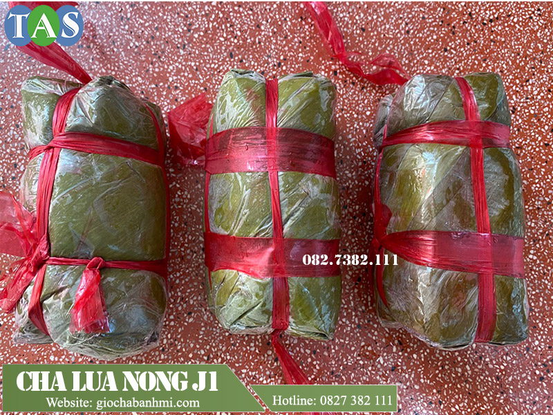 là dòng chả lụa chất lượng cao, phù hợp với nhiều loại hình khác nhau như: kinh doanh hàng quán (bánh ướt, bánh cuốn, bánh mì), tiệc, nguyện liệu chế biến món ăn gia đình... là dòng chả lụa chất lượng cao, phù hợp với nhiều loại hình khác nhau như: kinh doanh hàng quán (bánh ướt, bánh cuốn, bánh mì), tiệc, nguyện liệu chế biến món ăn gia đình...