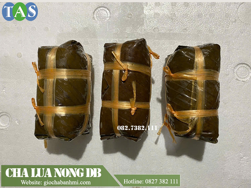 là dòng chả lụa cao cấp, chuyên dùng cho các ngày lễ, tết, tiệc, kinh doanh nhà hàng, khách sạn... là dòng chả lụa cao cấp, chuyên dùng cho các ngày lễ, tết, tiệc, kinh doanh nhà hàng, khách sạn...